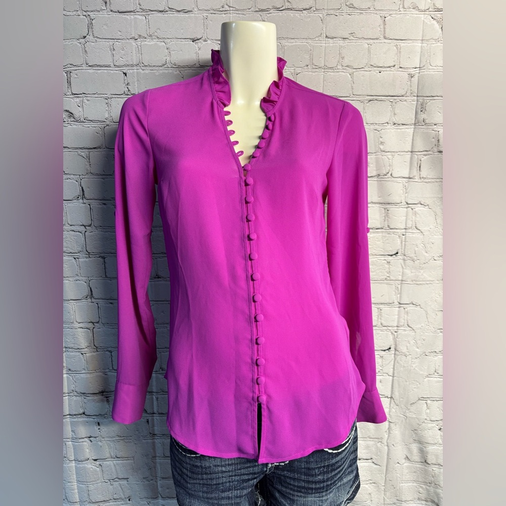 Women’s XS Express slim fit Portofino blouse